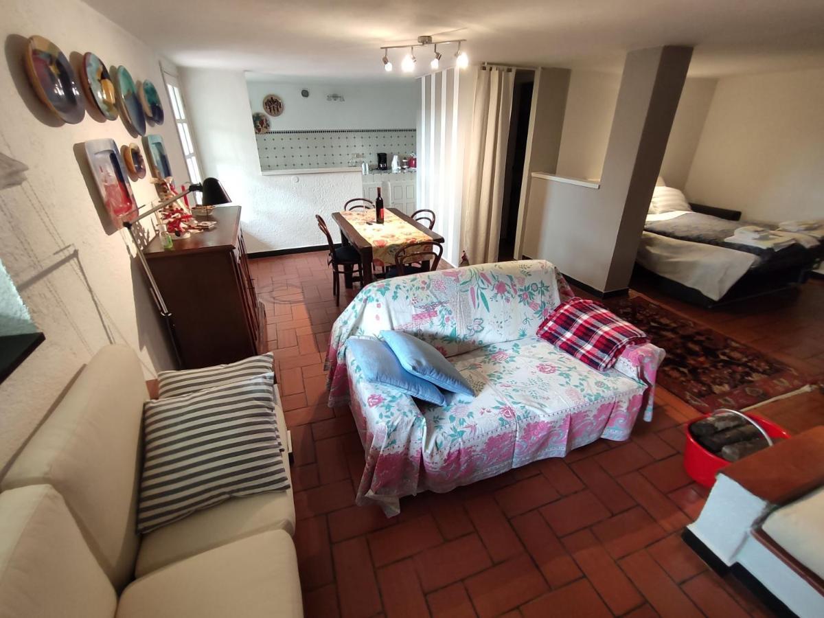 Independent Apartment With A Fabulous Patio - Casa Penny Cisano sul Neva Zewnętrze zdjęcie