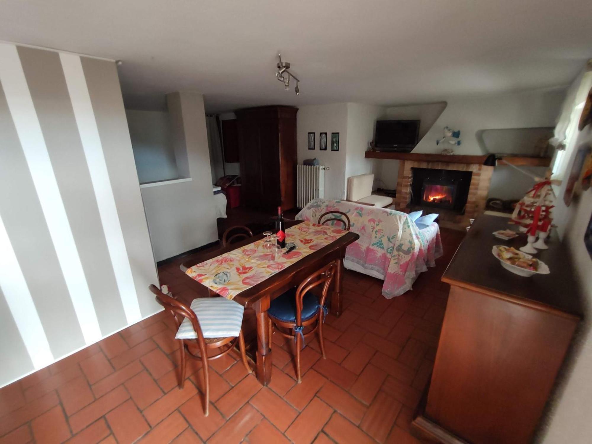 Independent Apartment With A Fabulous Patio - Casa Penny Cisano sul Neva Zewnętrze zdjęcie